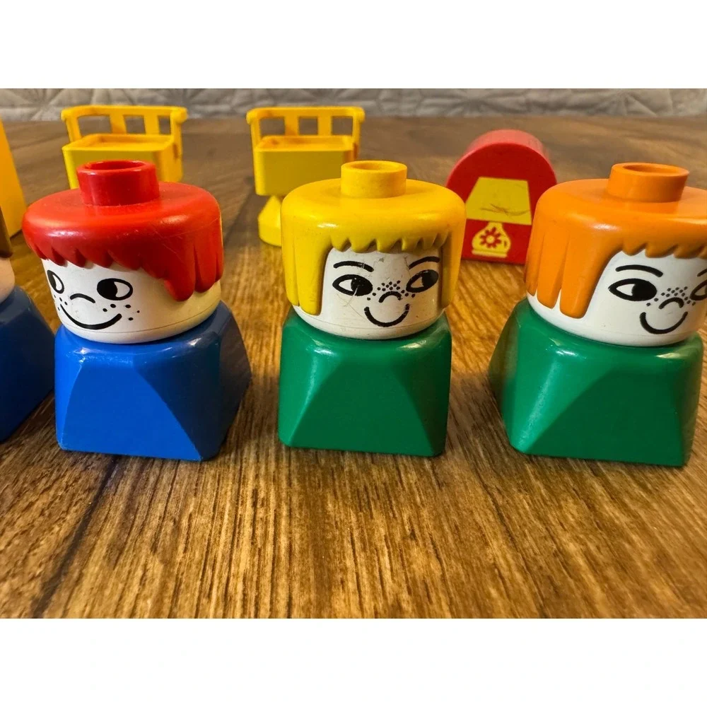 VTG Lego Duplo Family Home Chairs Furniture Lamp‎ Square People Replacements Lot